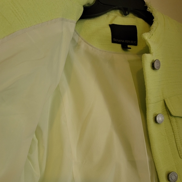 Jacket - Picture 3 of 4